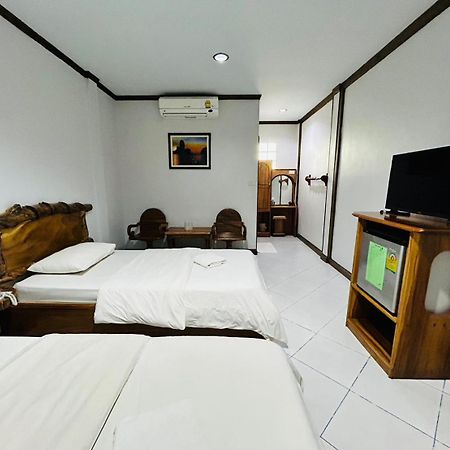 Magmai Hotel And Resort Tak Buitenkant foto