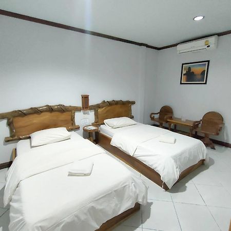 Magmai Hotel And Resort Tak Buitenkant foto